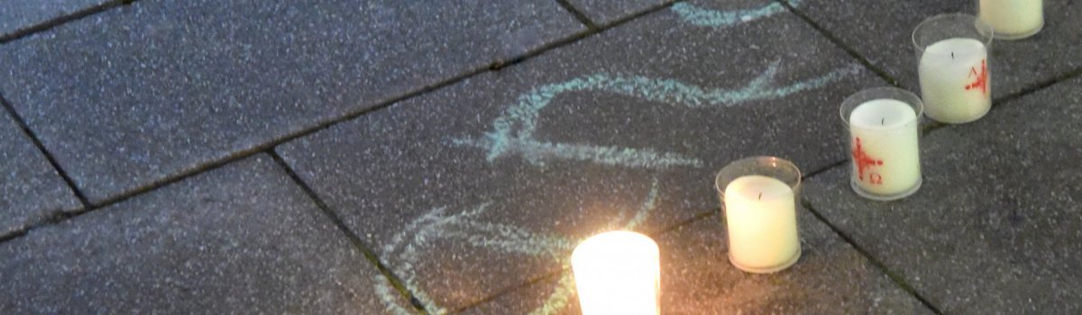 Kerzen für die Opfer des Anschlags in Hanaus